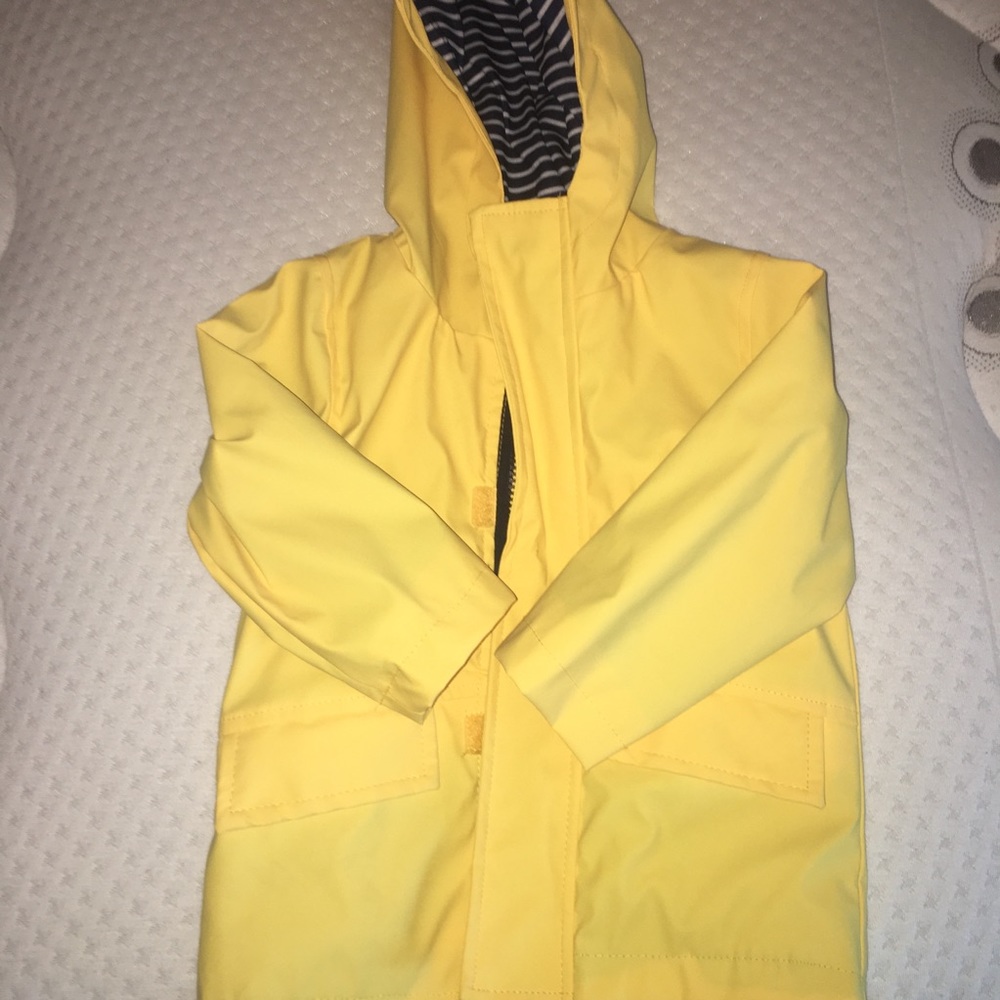 Toddlers hooded raincoat